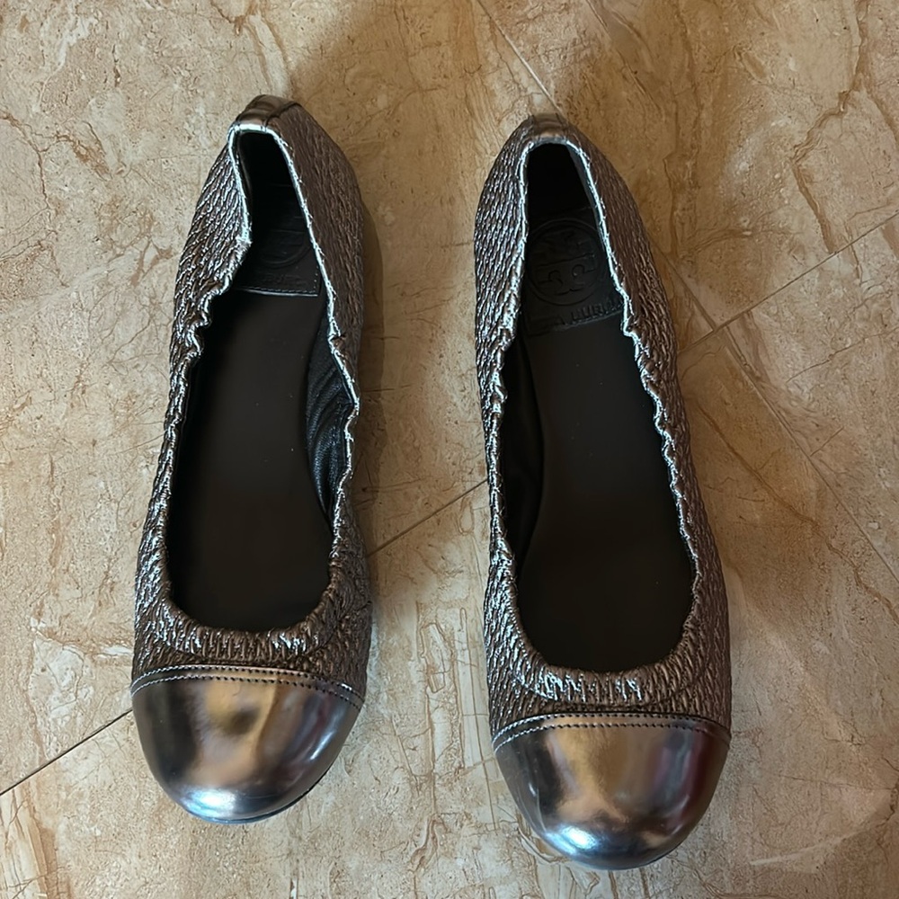 Tory Burch Pewter Flats